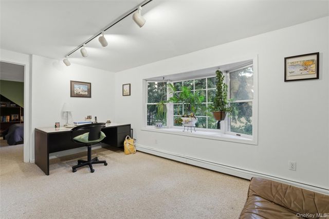 73 Cove Road, Huntington, NY 11743