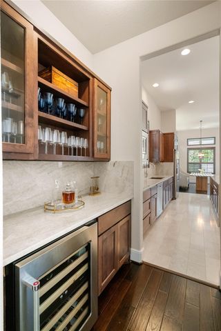 7 Valley Cottage Place, Spring, TX 77389