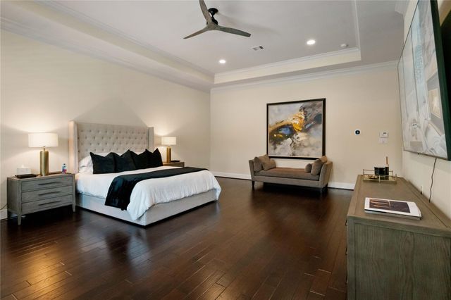 7 Valley Cottage Place, Spring, TX 77389