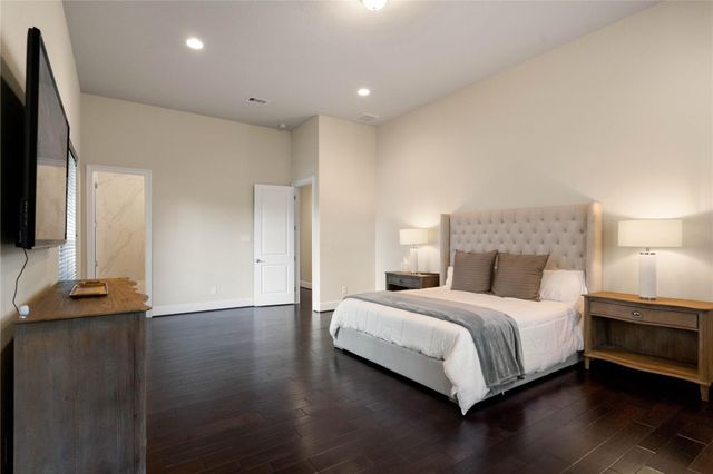 7 Valley Cottage Place, Spring, TX 77389