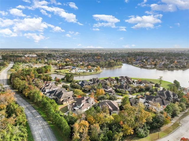 7 Valley Cottage Place, Spring, TX 77389