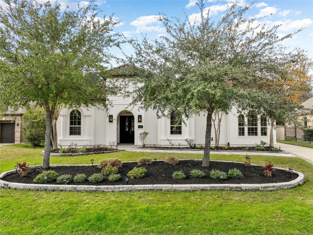 7 Valley Cottage Place, Spring, TX 77389