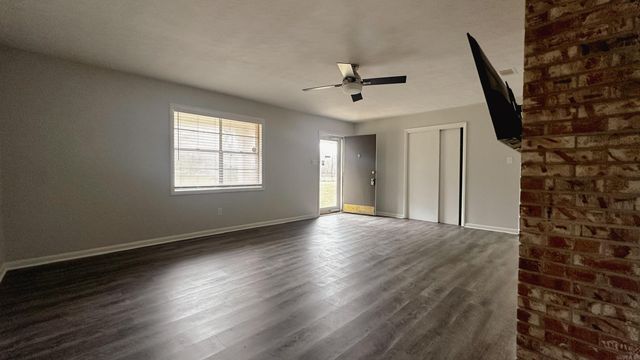 2914 Wren Street, Pine Bluff, AR 71603