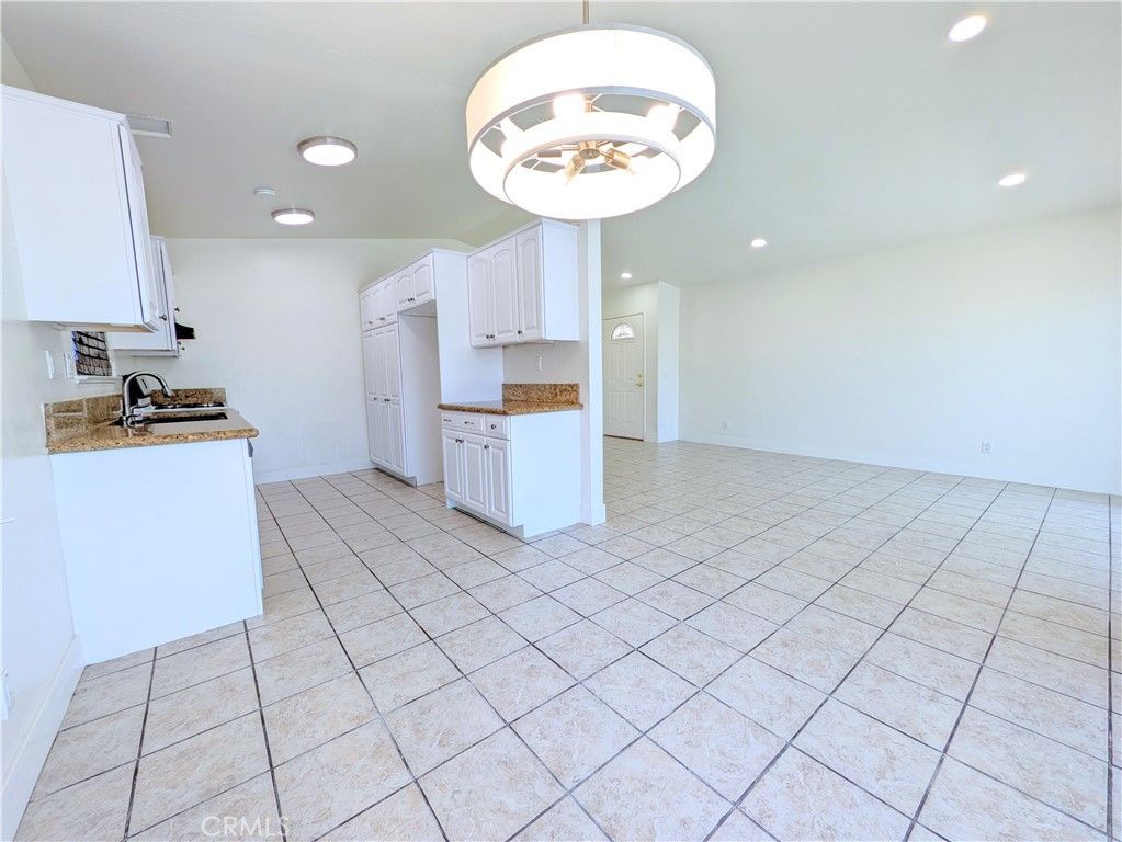 Image 6 of property listing at 13842 Caspian, Moreno Valley, CA 92553