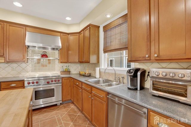 419 Plainsboro Road, Plainsboro, NJ 08536
