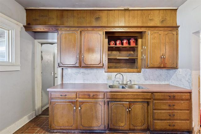 1712 SW 14th Street, Oklahoma City, OK 73108