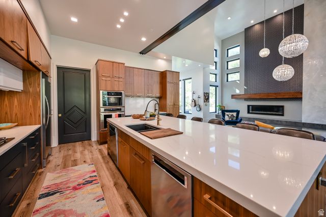 3381 E 9980 S, Sandy, UT 84092