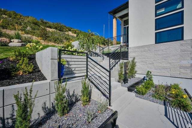 3381 E 9980 S, Sandy, UT 84092