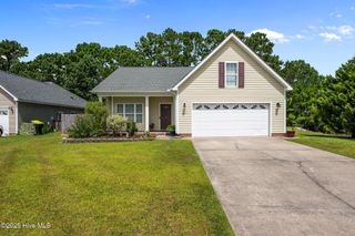 121 Blackheath Drive, New Bern, NC 28560