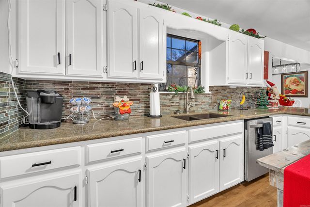 8 N Springhill Lane, Greenbrier, AR 72058