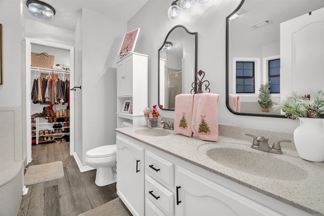 8 N Springhill Lane, Greenbrier, AR 72058