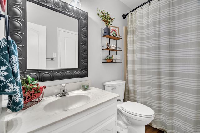 8 N Springhill Lane, Greenbrier, AR 72058