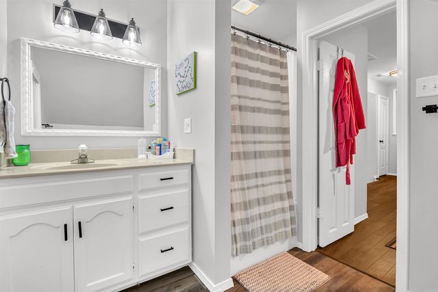 8 N Springhill Lane, Greenbrier, AR 72058