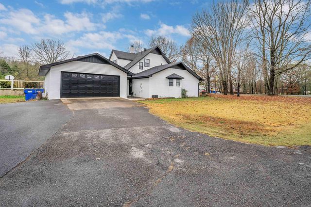 8 N Springhill Lane, Greenbrier, AR 72058