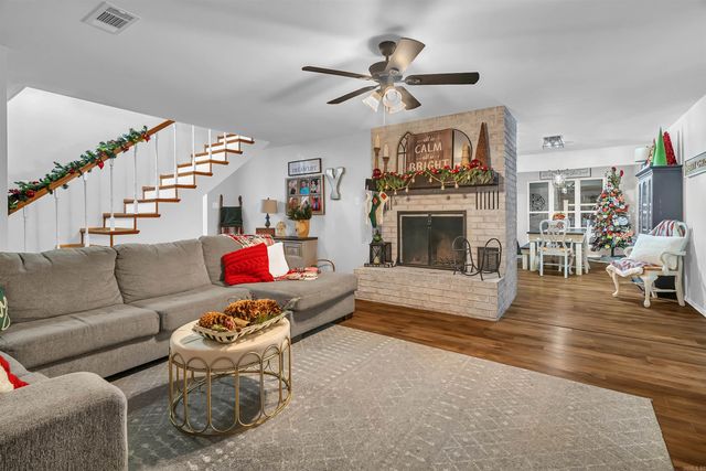 8 N Springhill Lane, Greenbrier, AR 72058