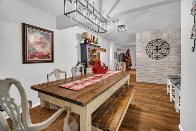 8 N Springhill Lane, Greenbrier, AR 72058