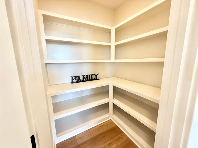 2623 S Willow Oak ST, Wichita, KS 67230