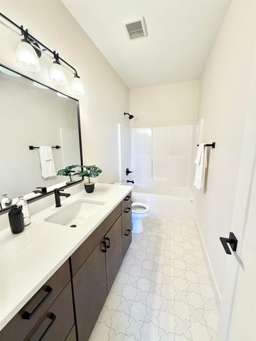 2623 S Willow Oak ST, Wichita, KS 67230