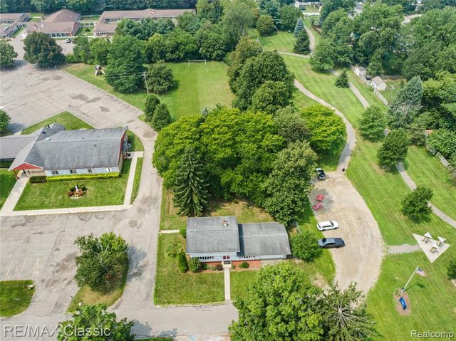 594 Maple Vista Street, Imlay City, MI 48444