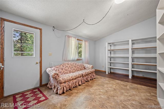 594 Maple Vista Street, Imlay City, MI 48444