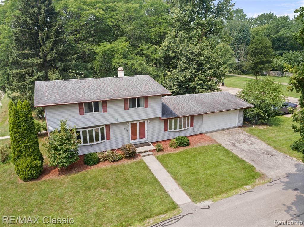 594 Maple Vista Street, Imlay City, MI 48444