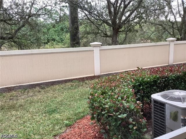 8649 Athena CT, Lehigh Acres, FL 33971