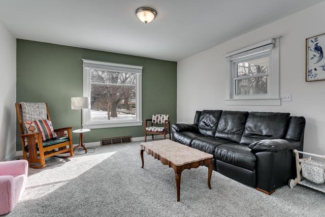 515 N TONKA STREET, Appleton, WI 54911