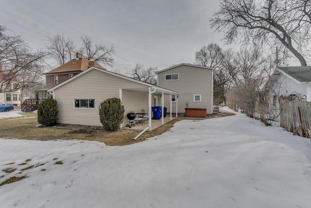 515 N TONKA STREET, Appleton, WI 54911
