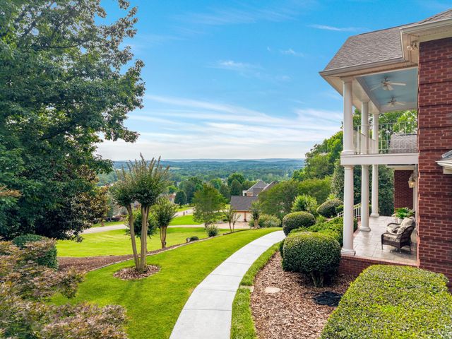 9127 Greystone Valley Drive, Ooltewah, TN 37363