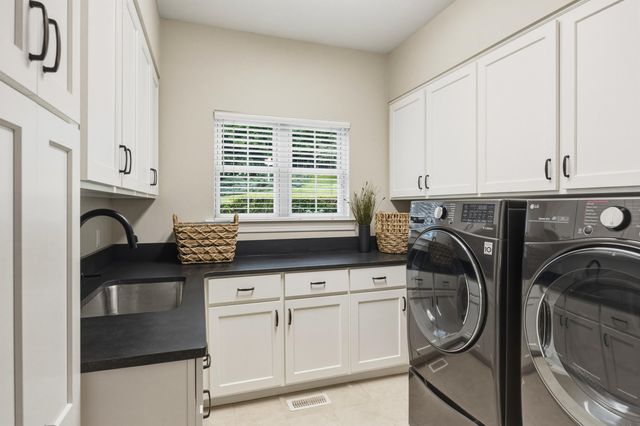 9127 Greystone Valley Drive, Ooltewah, TN 37363