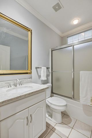 9127 Greystone Valley Drive, Ooltewah, TN 37363