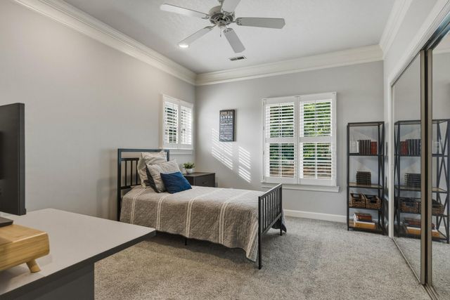 9127 Greystone Valley Drive, Ooltewah, TN 37363