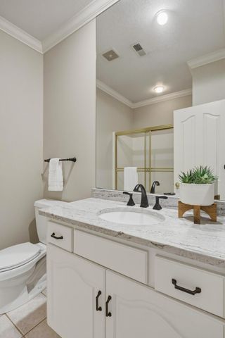 9127 Greystone Valley Drive, Ooltewah, TN 37363