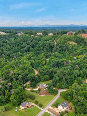 9127 Greystone Valley Drive, Ooltewah, TN 37363