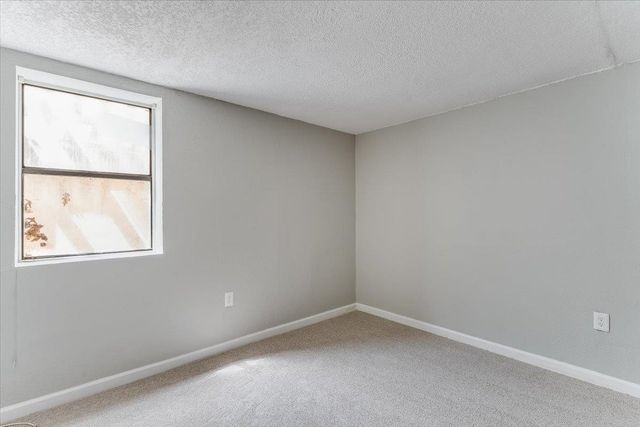 928 S Dalton Drive, Wichita, KS 67207