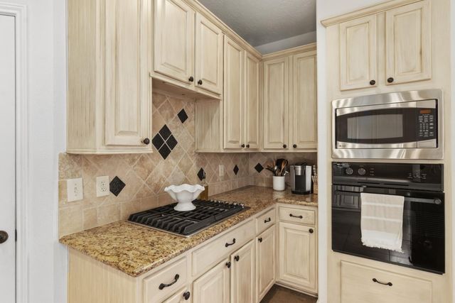 4910 White Manor Drive, Pasadena, TX 77505