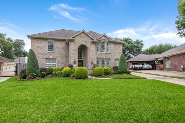 4910 White Manor Drive, Pasadena, TX 77505