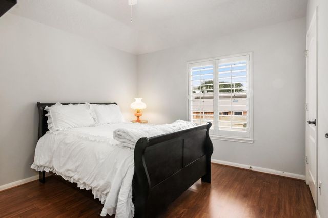 4910 White Manor Drive, Pasadena, TX 77505