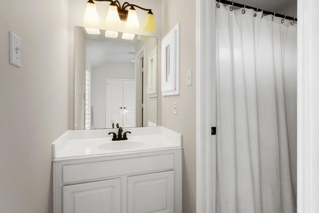 4910 White Manor Drive, Pasadena, TX 77505