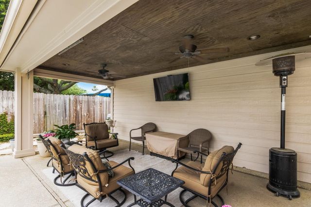 4910 White Manor Drive, Pasadena, TX 77505