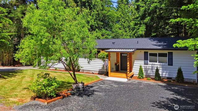101 E Snow Cap Drive, Belfair, WA 98528