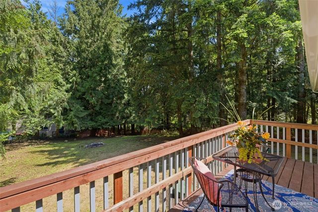 101 E Snow Cap Drive, Belfair, WA 98528