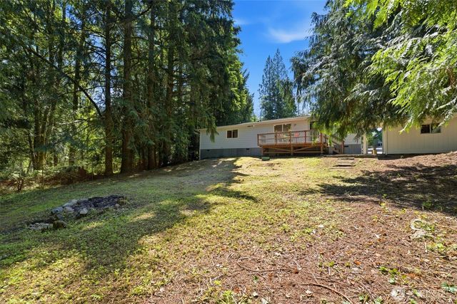 101 E Snow Cap Drive, Belfair, WA 98528