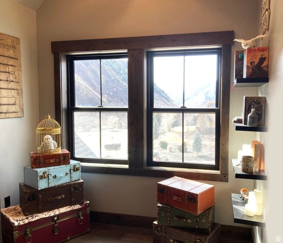 259 S MEADOW DR, Springville, UT 84663