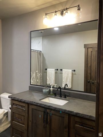 259 S MEADOW DR, Springville, UT 84663