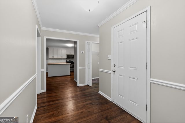 7127 Riverside Drive, Atlanta, GA 30328