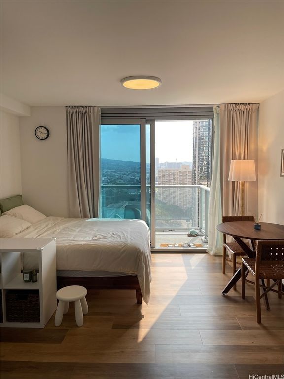 1515 Liona Street 2109, Honolulu, HI 96814