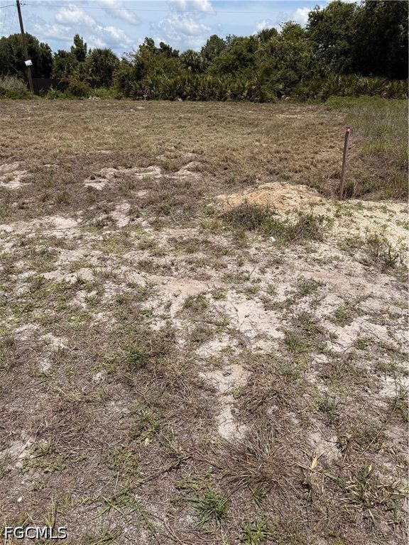 3605 E 16th ST, Lehigh Acres, FL 33972