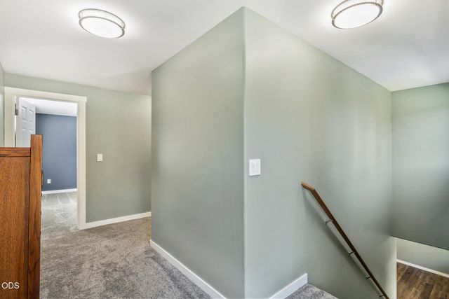1453 NE 4th Street, Redmond, OR 97756