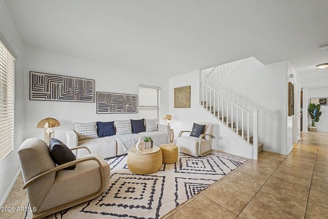 2323 W HUNTER Court, Phoenix, AZ 85085